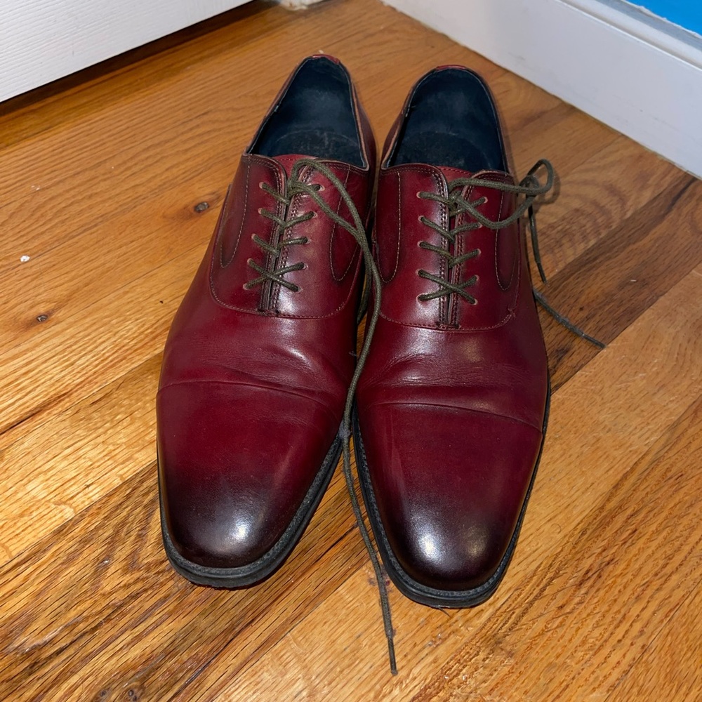 Red Oxfords by Jump  New York size 10 - Picture 2 of 3